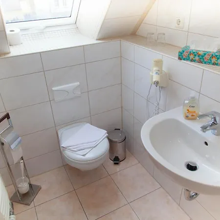 Am Gutspark Berthold Andre Und Ursula Prager Gbr Apartman *