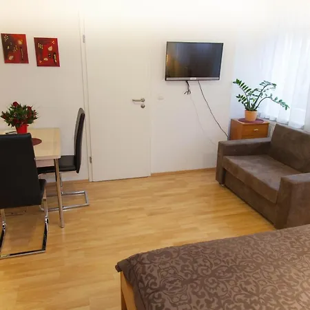 Hotel Am Gutspark Berthold Andre Und Ursula Prager Gbr *