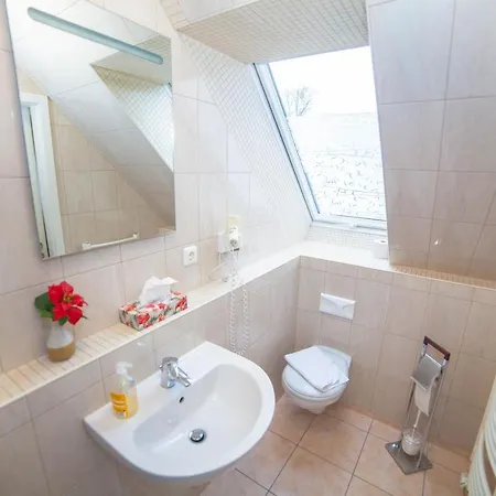 Hotel Am Gutspark Berthold Andre Und Ursula Prager Gbr *